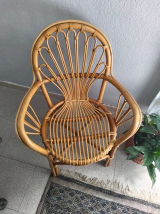 Silla de mimbre estilo ratán