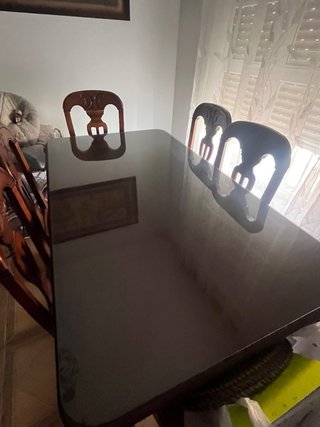 Mesa y 6 sillas comedor