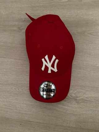 Gorra New Era NY Yankees Roja Ajustable