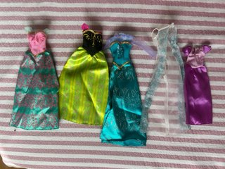 Lote 9 muñecas Princesas Disney + Kristoff