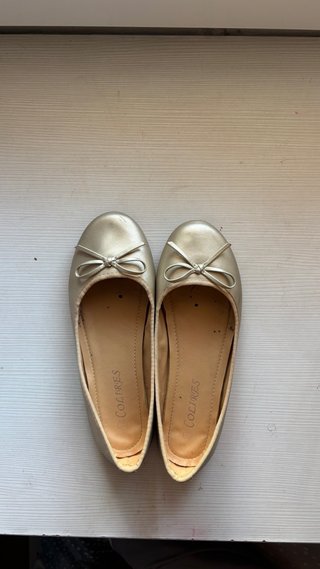 Bailarinas doradas con lazo