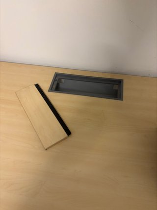 Mesa escritorio oficina 160x80cm con pasacables
