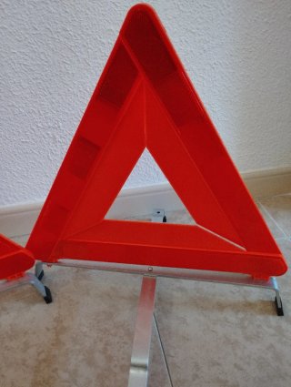 Triángulos de emergencia para vehículos