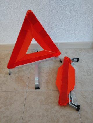Triángulos de emergencia para vehículos