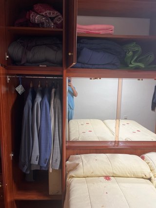 Mueble completo dormitorio madera no incluye cama