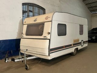 Caravana Burstner 750kg