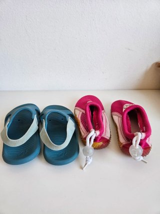Chanclas y escarpines piscina/playa Talla 22-23