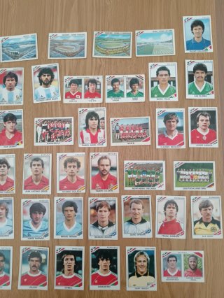50 cromos diferentes Mundial México 86 sin pegar
