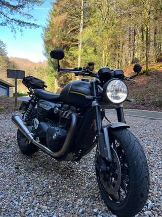 Triumph Speed Twin 1200 Negra/Gris