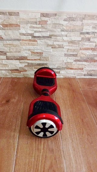 Hoverboard BIGMTON rojo con cargador