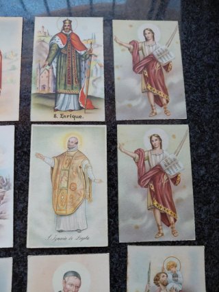 17 Postales Santos Años 40/50