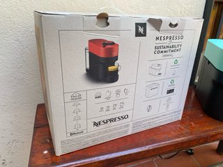 Cafetera Nespresso Vertuo Pop Menta