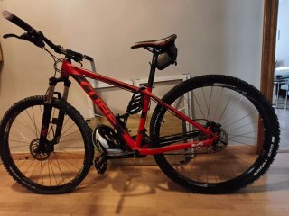 Bici CUBE AIM DISC 29 Roja