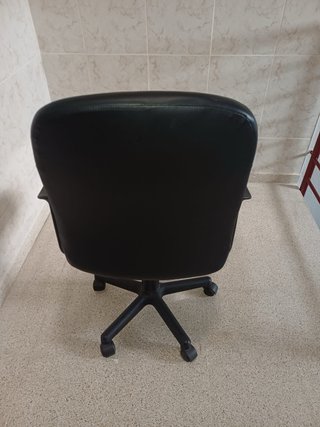 Silla de escritorio negra