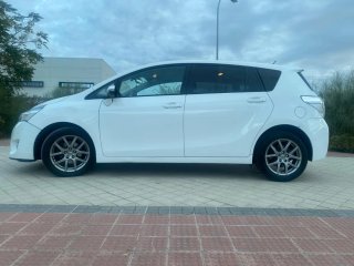 Toyota Corolla verso  2013