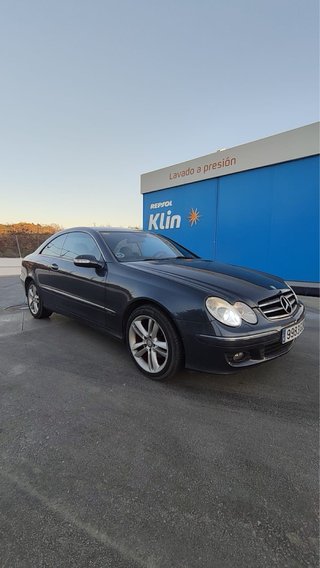 Mercedes-Benz  CLK 2009