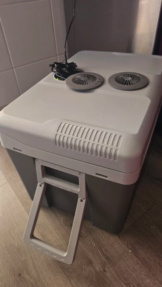 Nevera Eléctrica Portátil 45L Coche/Casa