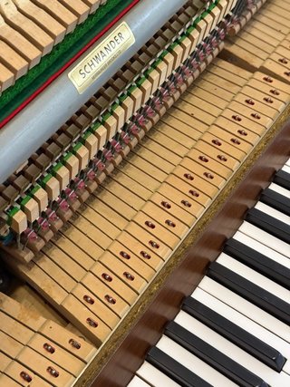 Piano vertical Fazer