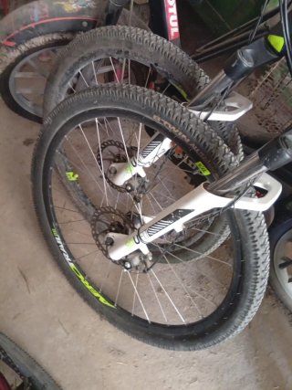 Bicicleta B'Twin Wing