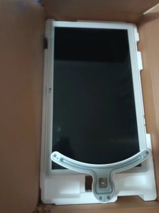 LG Tele Pantalla Blanca y Negra