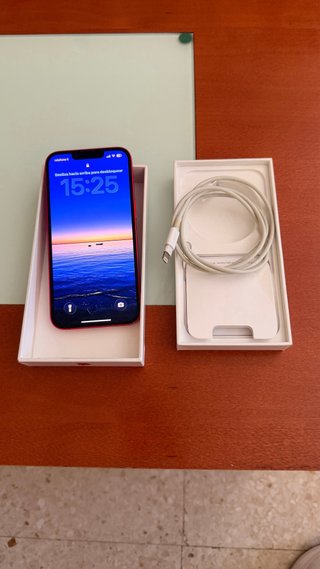 iPhone 14 Rojo 84% Batería