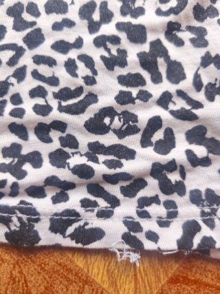 Camiseta AMISU Talla M Estampado Animal Print