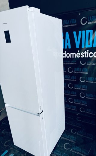 700.Frigorifico Combi Samsung Nuevo Tara No Frost