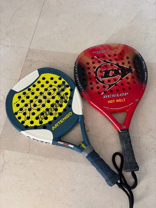 Palas de pádel Artengo y Dunlop y mochila