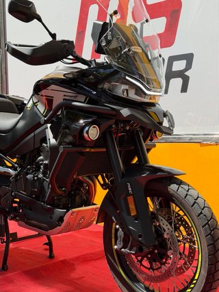 CF Moto 800 MT Explore 2025