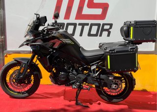 CF Moto 800 MT Explore 2025