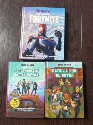 Libros Fortnite: Trajes Oficiales y Aventuras