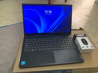 Portátil Lenovo con ratón inalámbrico Nilox