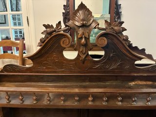 Repisa de madera antigua