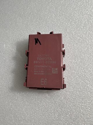 Unidad Control Gateway Toyota 89111-02030