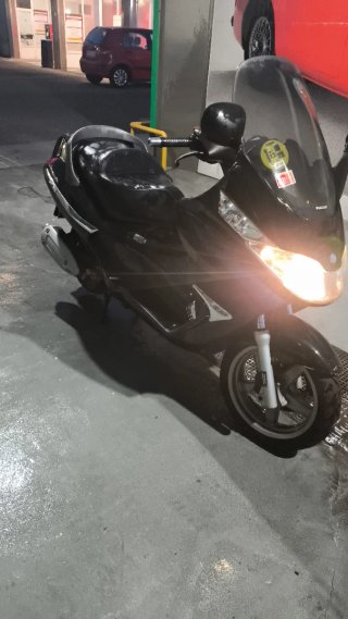 Piaggio X8 Maxi Scooter Negra