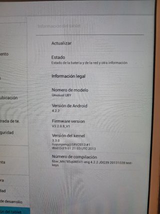 Tablet Unusual Blanca con Funda