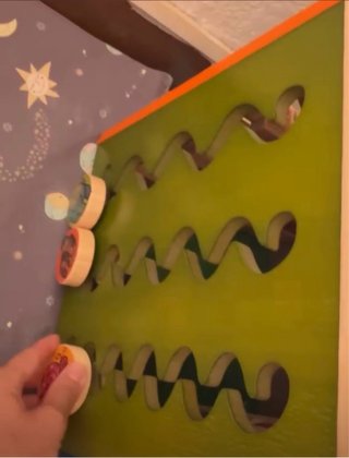 Mesa de actividades de madera