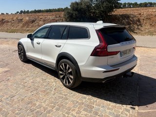 Volvo V60 Cross Country