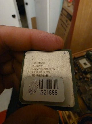 CPU Pentium 4 + Placa Base + 1GB RAM