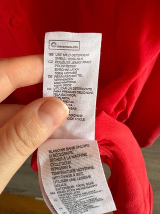 Blusa roja mangas abullonadas Other Stories seda