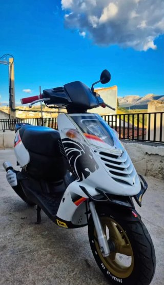 Aprilia Sonic Scooter