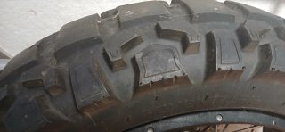 Llantas Aprilia Tuareg 660 2023
