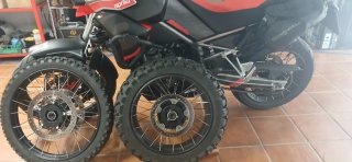 Llantas Aprilia Tuareg 660 2023