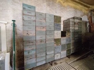 Colmenas Dadant y medias alzas