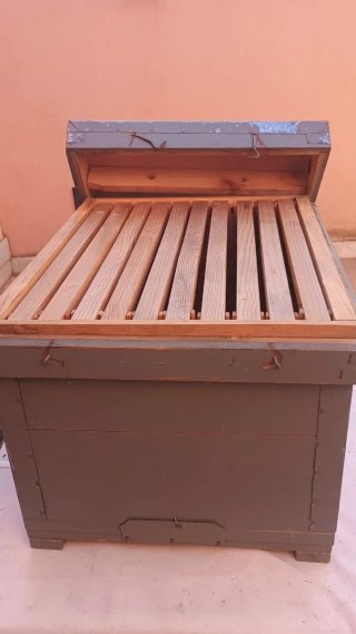 Colmenas Dadant y medias alzas