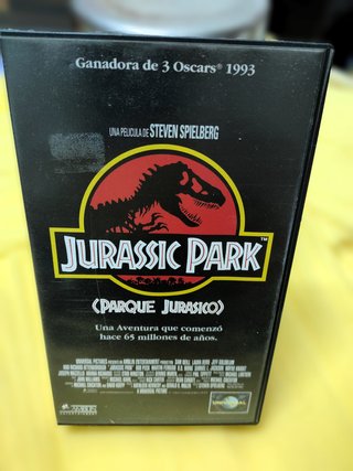 Lote 4 VHS: Jurassic Park, Titanic, Congo....