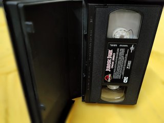 Lote 4 VHS: Jurassic Park, Titanic, Congo....