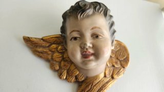 Ángel decorativo de pared pintado a mano
