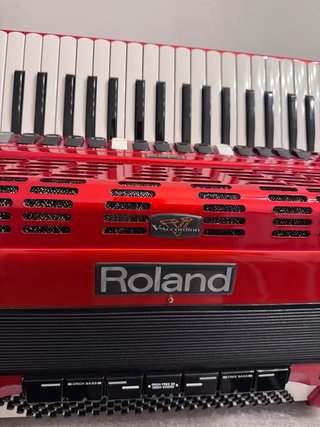 Acordeón Roland FR-5 con Accesorios