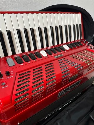 Acordeón Roland FR-5 con Accesorios